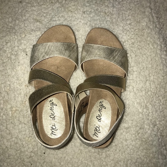 Wedge Sandals - Picture 2 of 3